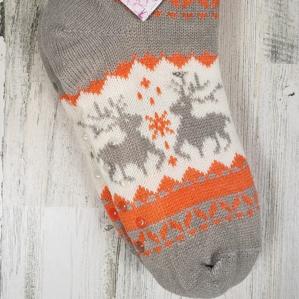 NWT Mari Clare Sherpa Lined Knit Winter Reindeer Design No-Slip Slipper Socks